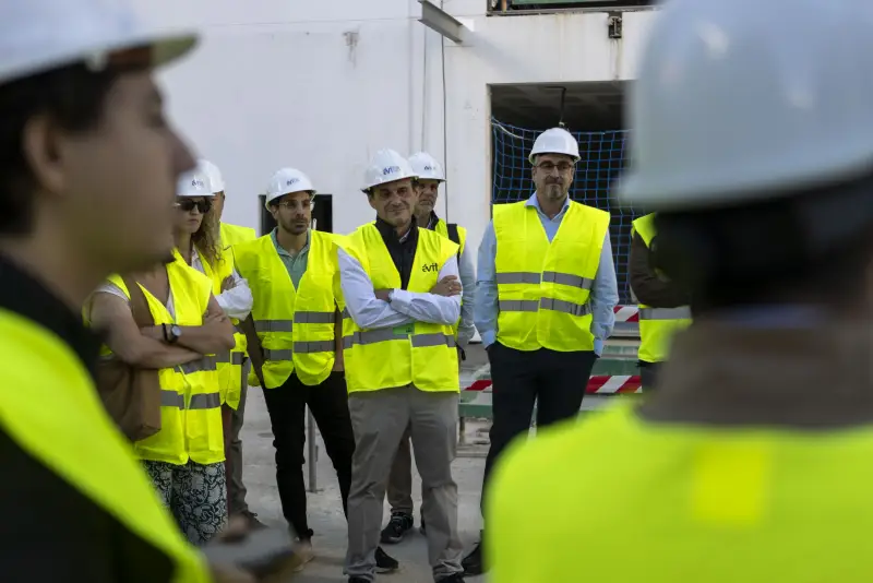 VISITA MOSTOLES AVINTIA