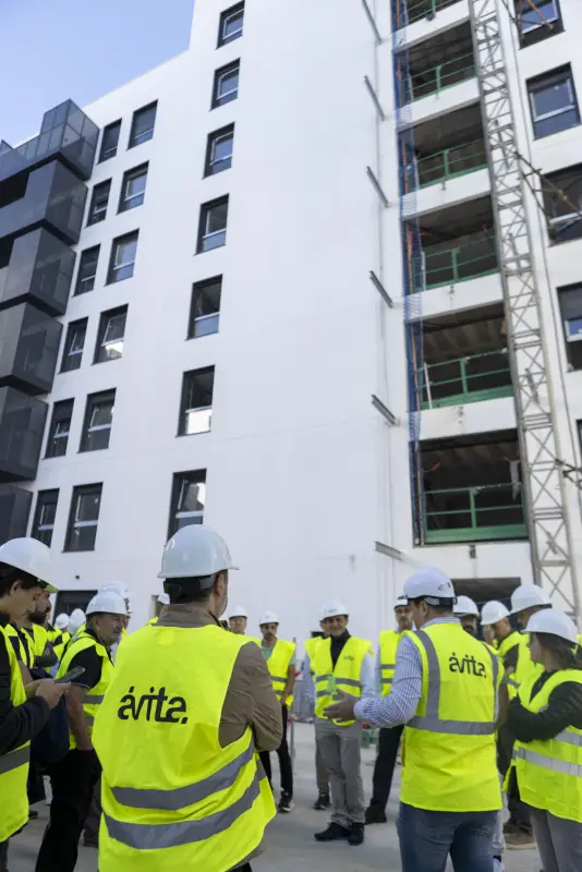 VISITA MOSTOLES AVINTIA