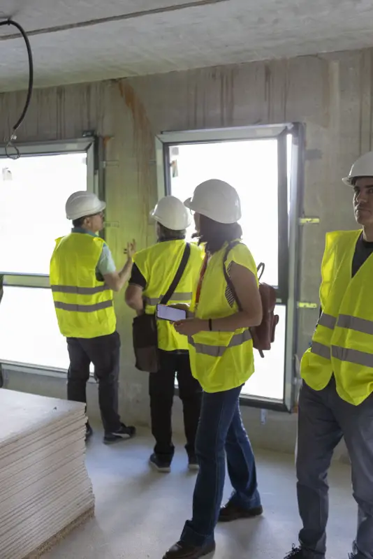 VISITA MOSTOLES AVINTIA