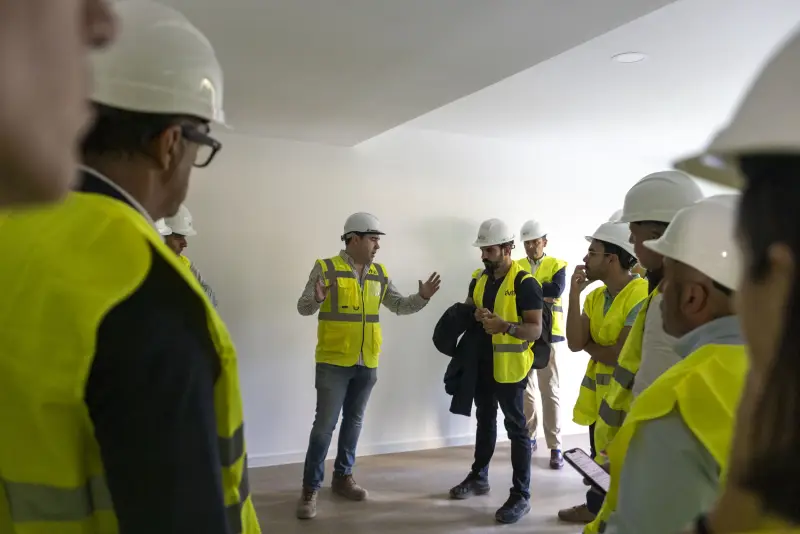 VISITA MOSTOLES AVINTIA