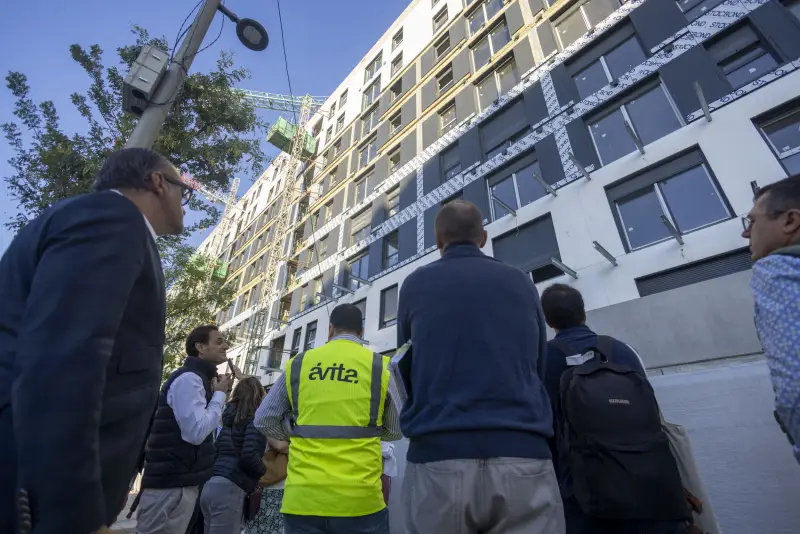 VISITA MOSTOLES AVINTIA