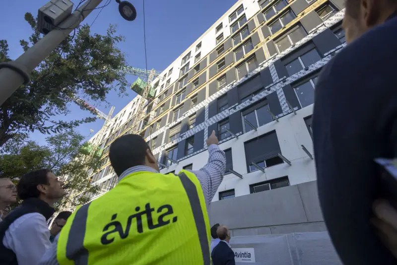 VISITA MOSTOLES AVINTIA
