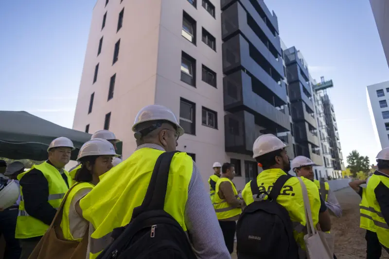 VISITA MOSTOLES AVINTIA
