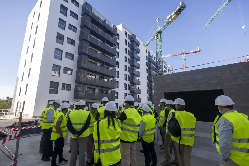 VISITA MOSTOLES AVINTIA