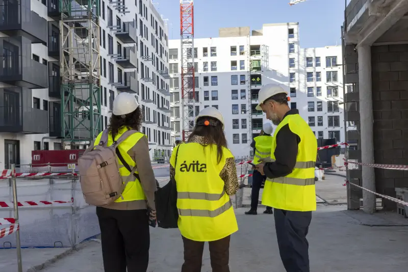 VISITA MOSTOLES AVINTIA