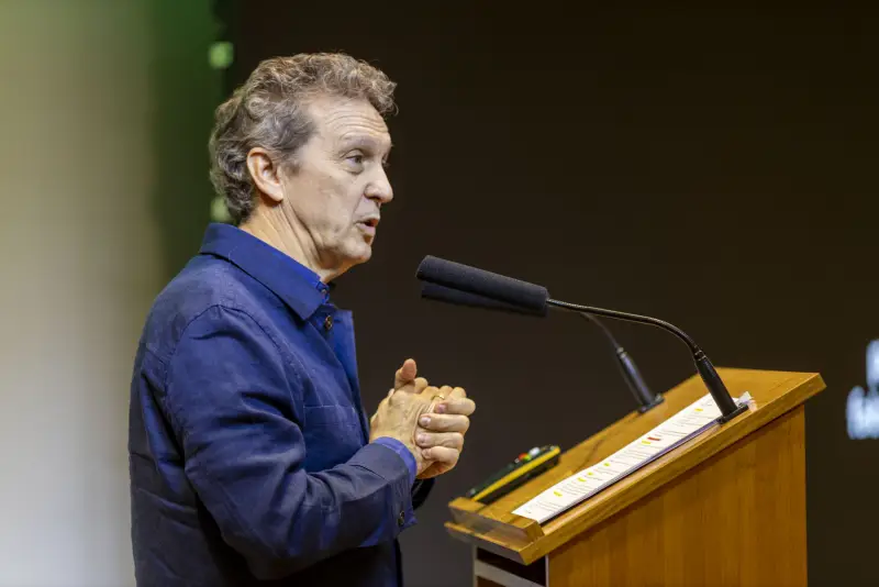 JUEVES 15 | PONENCIAS