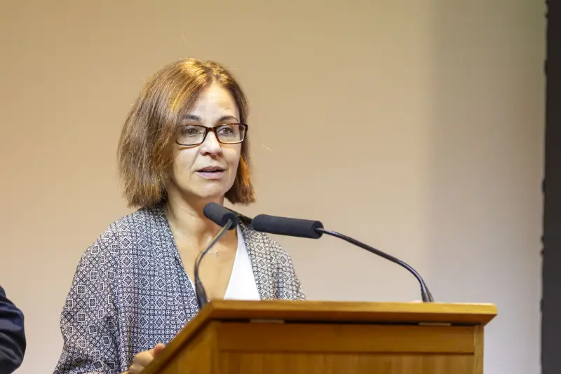 JUEVES 15 | PONENCIAS