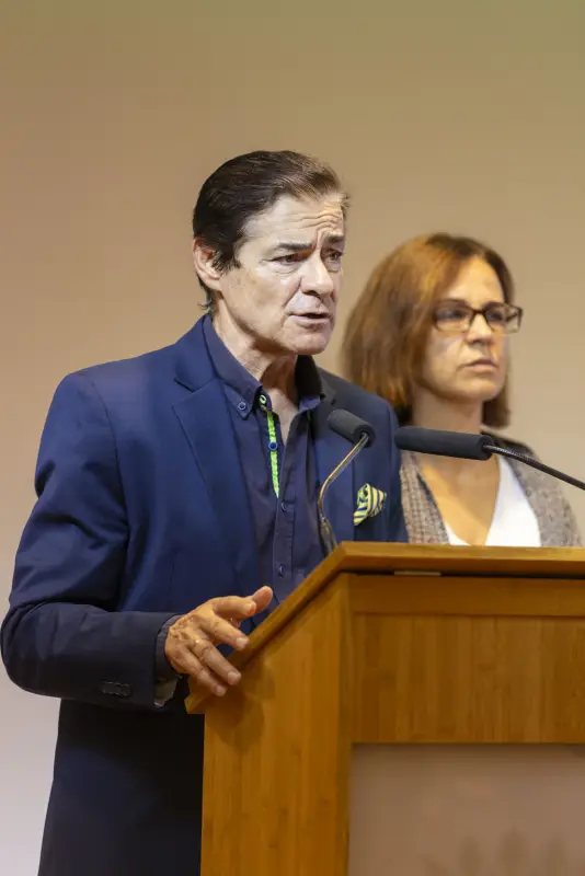 JUEVES 15 | PONENCIAS