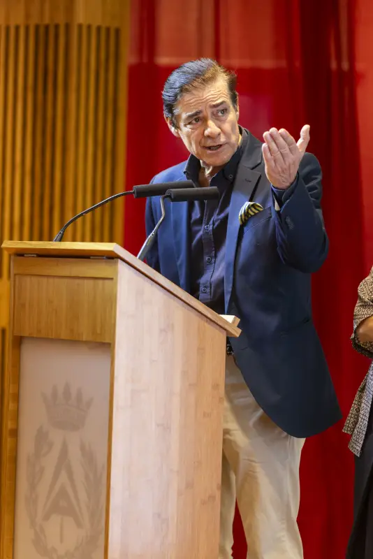 JUEVES 15 | PONENCIAS