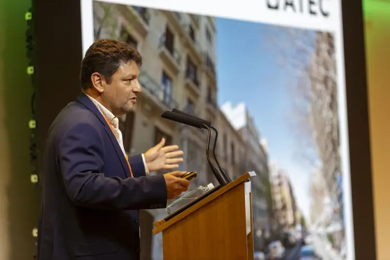 VIERNES  16 | PONENCIAS