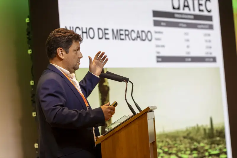 VIERNES  16 | PONENCIAS