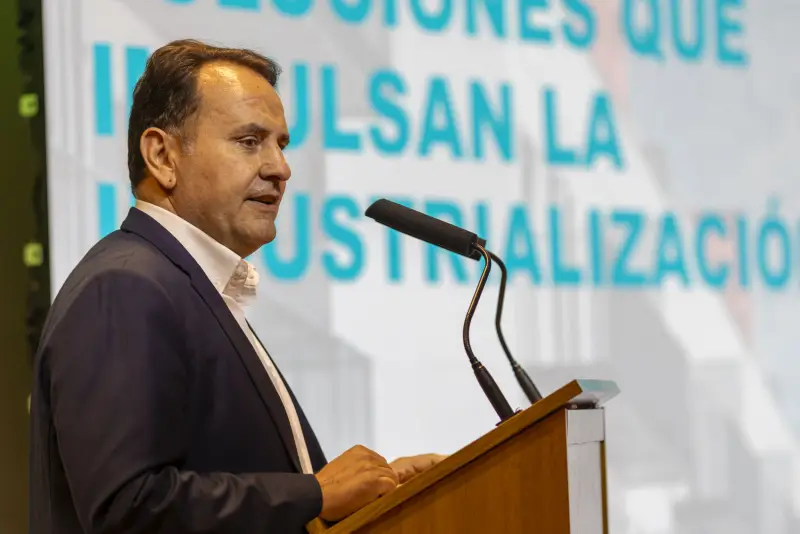 VIERNES  16 | PONENCIAS