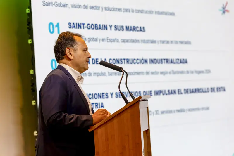 VIERNES  16 | PONENCIAS