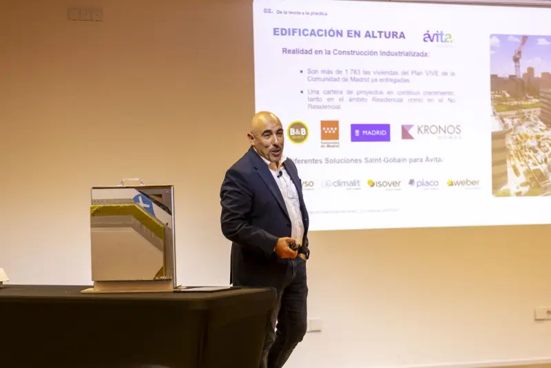 MARTES 20 | PONENCIAS